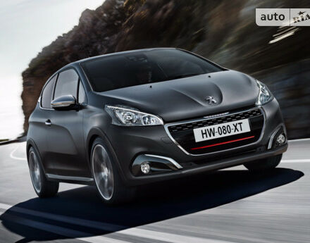 Peugeot 208 2013 года