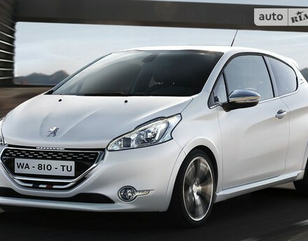 Peugeot 208 2014 года