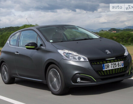 Peugeot 208 2013 року