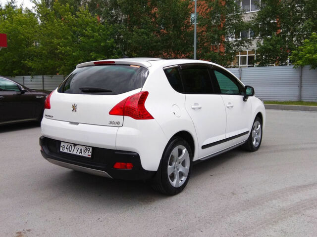 Peugeot 3008 2013 года