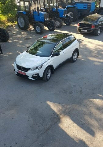 Peugeot 3008 2017 года