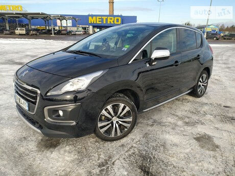 Peugeot 3008 2015 року