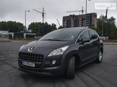 Peugeot 3008 2013 года