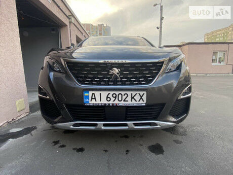 Peugeot 3008 2018 года