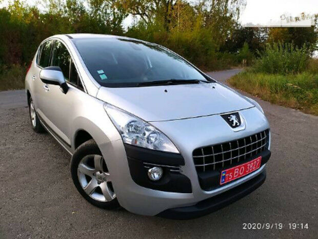 Peugeot 3008 2010 года