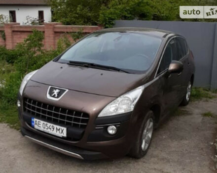 Peugeot 3008 2013 года