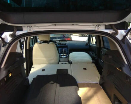 Peugeot 3008 2013 года - Фото 7 авто