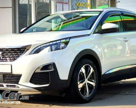 Peugeot 3008 2018 года