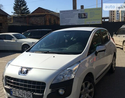 Peugeot 3008 2013 года