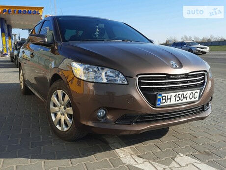 Пежо 301 2013 года Peugeot 301 2013 года