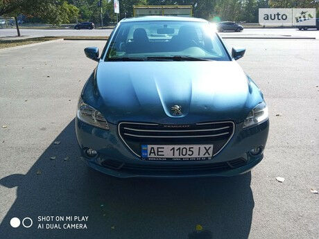 Peugeot 301 2013 року