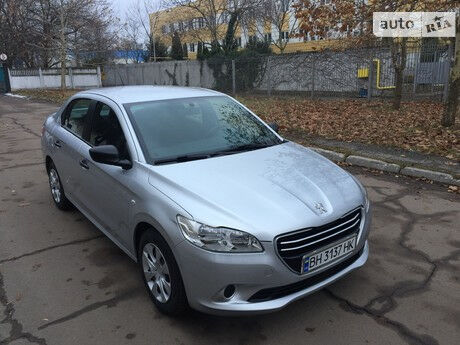 Peugeot 301 2013 року