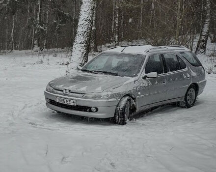 Фото на відгук з оцінкою 4.6   про авто Peugeot 306 1999 року випуску від автора “Black_Tulip” з текстом: Машина 1999 года, пригнана в РБ в 2008. В двигатель ни разу не лазил - работает как часты, масло ...