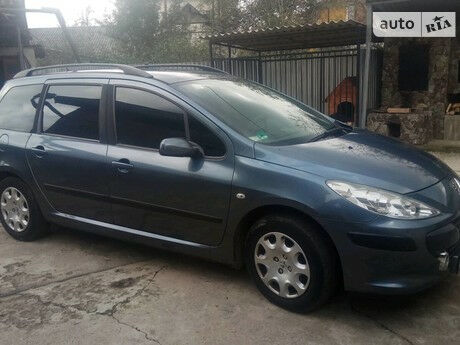Пежо 307 2006 года Peugeot 307 2006 года