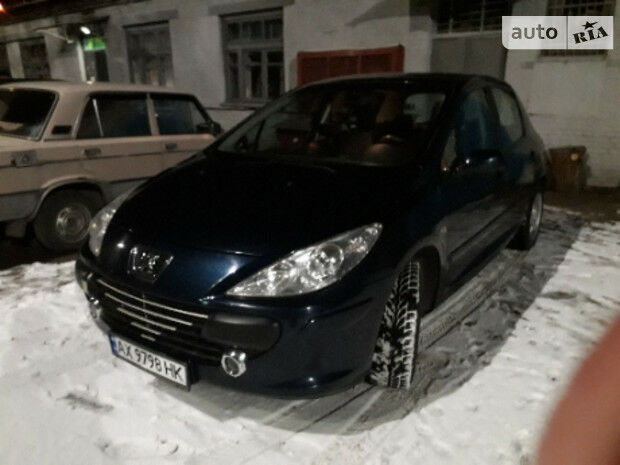 Peugeot 307 2007 года