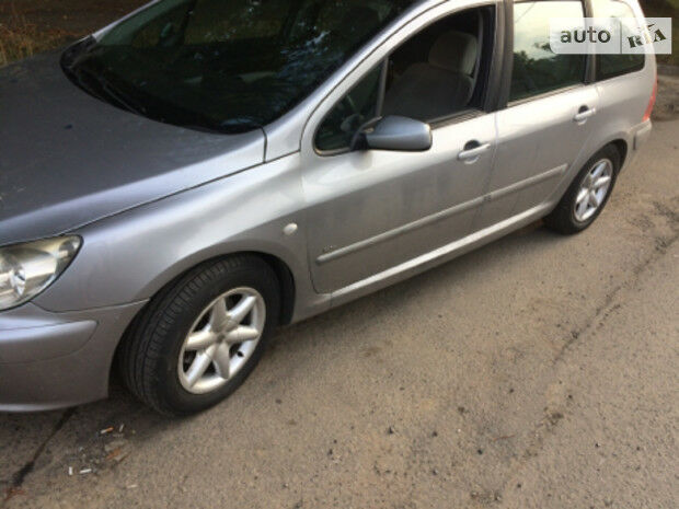 Peugeot 307 2003 року