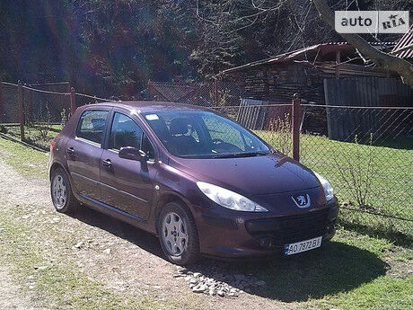 Пежо 307 2006 года Peugeot 307 2006 года