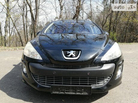 Peugeot 308 SW 2008 року