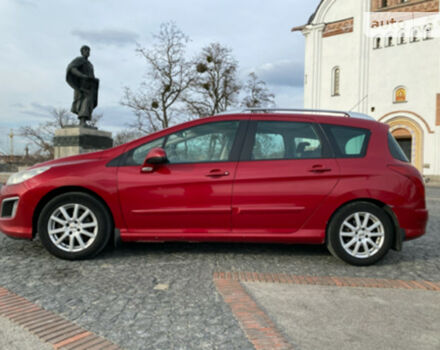 Peugeot 308 SW 2011 года