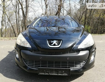 Peugeot 308 SW 2008 року