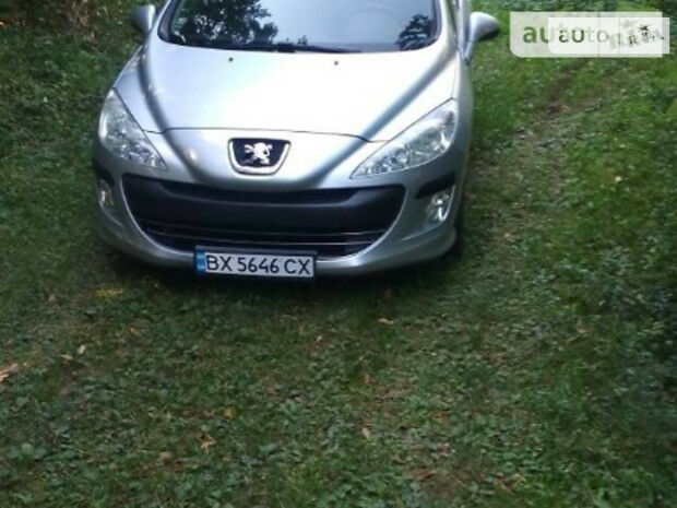 Peugeot 308 2009 року