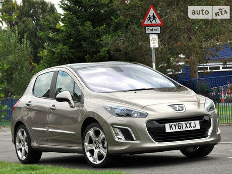 Peugeot 308 2008 року