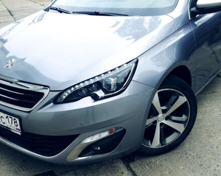 Peugeot 308 2016 року