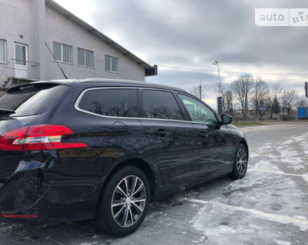 Peugeot 308 2015 года