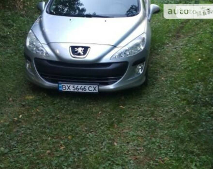 Peugeot 308 2009 года