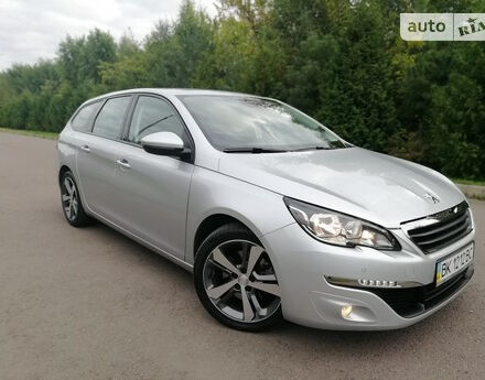 Peugeot 308 2016 року