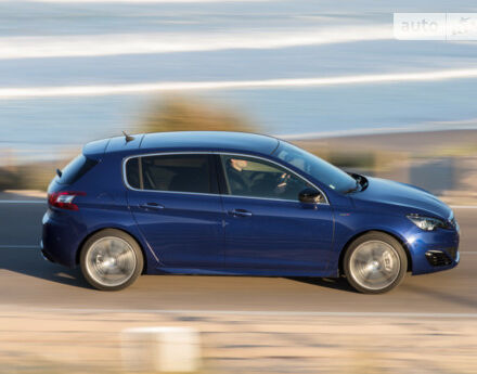 Peugeot 308 2008 года