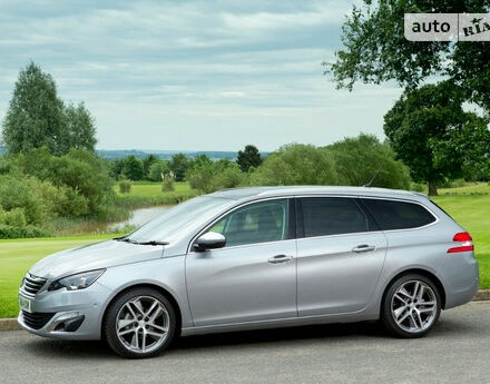 Peugeot 308 2008 года