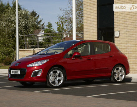 Peugeot 308 2008 року