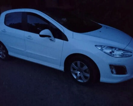 Peugeot 308 2011 року - Фото 3 автомобіля
