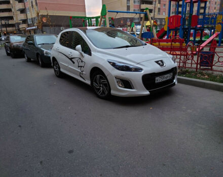 Peugeot 308 2011 року - Фото 4 автомобіля