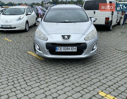 Peugeot 308 2012 года