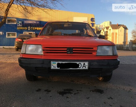 Фото на отзыв с оценкой 1 о Peugeot 309 1987 году выпуска от автора "Юра" с текстом: Очень часто ломается, и при том внезапно. Самая худшая европейская машина 80-ых и 90-ых.
