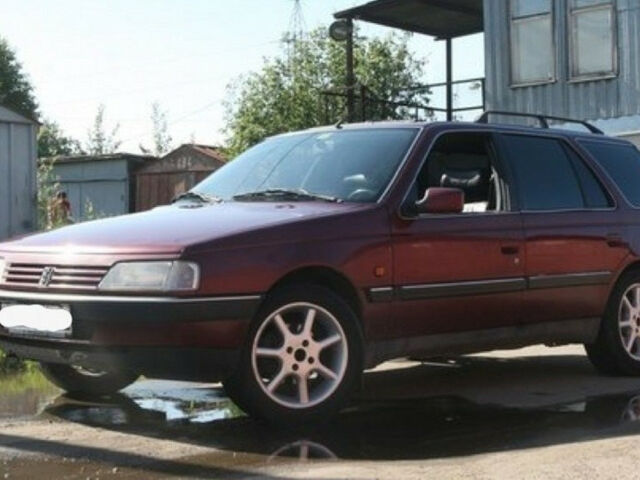 Пежо 405 1994 року Peugeot 405 1994 року