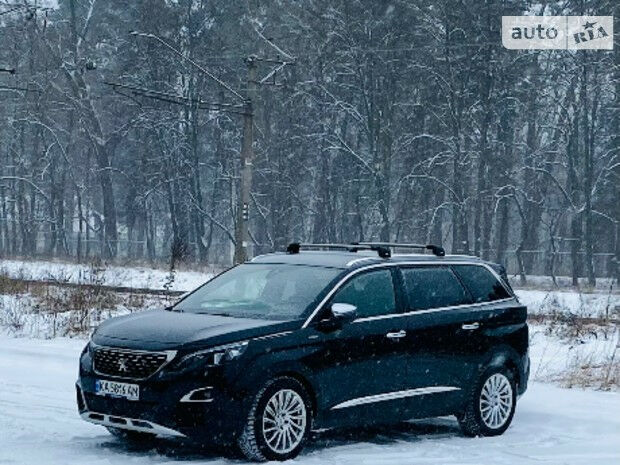 Peugeot 5008 2019 року