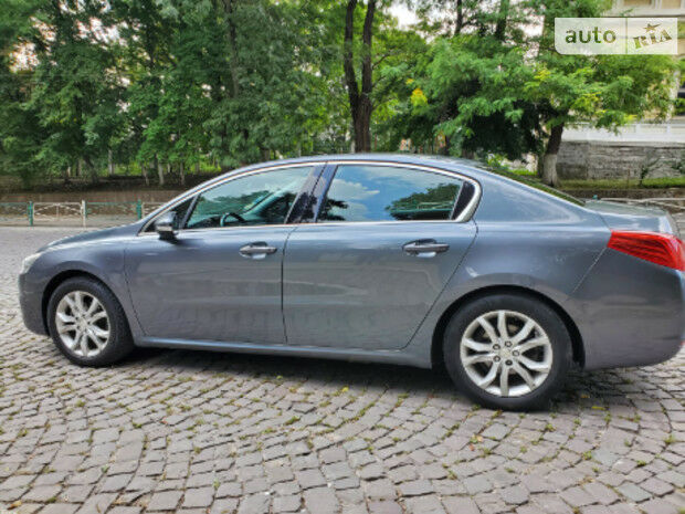 Peugeot 508 2012 року