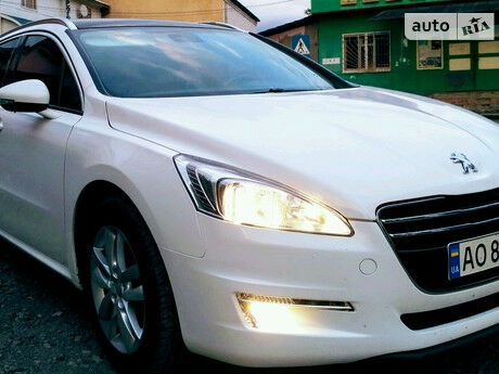 Пежо 508 2014 року Peugeot 508 2014 року
