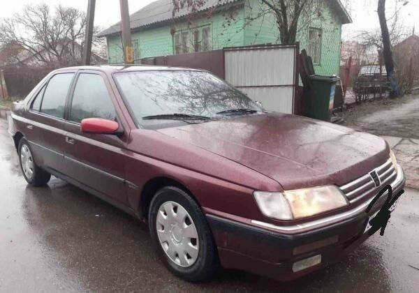 Peugeot 605 1992 года