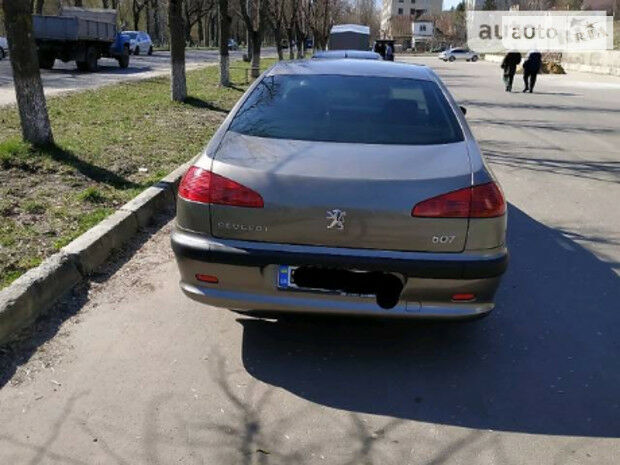 Peugeot 607 2003 года