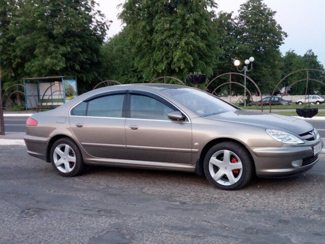 Peugeot 607 2008 року