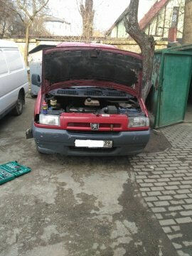 Peugeot 806 2000 року