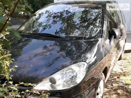 Peugeot 807 2002 года