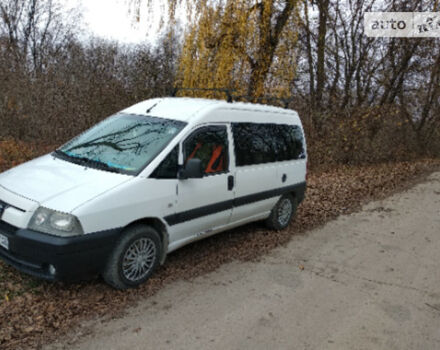 Фото на відгук з оцінкою 4   про авто Peugeot Expert пасс. 2005 року випуску від автора “Любомир” з текстом: Для сім\'ї, і роботи: машина супер. Добротний автомобіль, не дорогий в обслуговуванні.