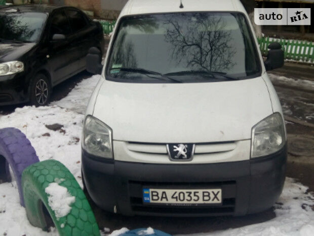 Пежо Партнер пасс. 2007 года Peugeot Partner пасс. 2007 года