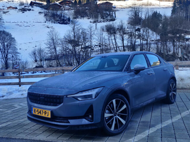 Polestar 2 2021 года