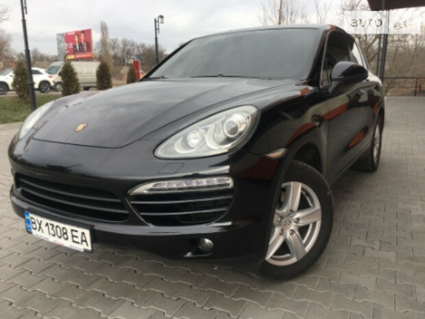 Porsche Cayenne 2012 года